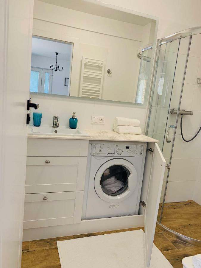 Hilltom By The Sea Apartment รอวี ภายนอก รูปภาพ